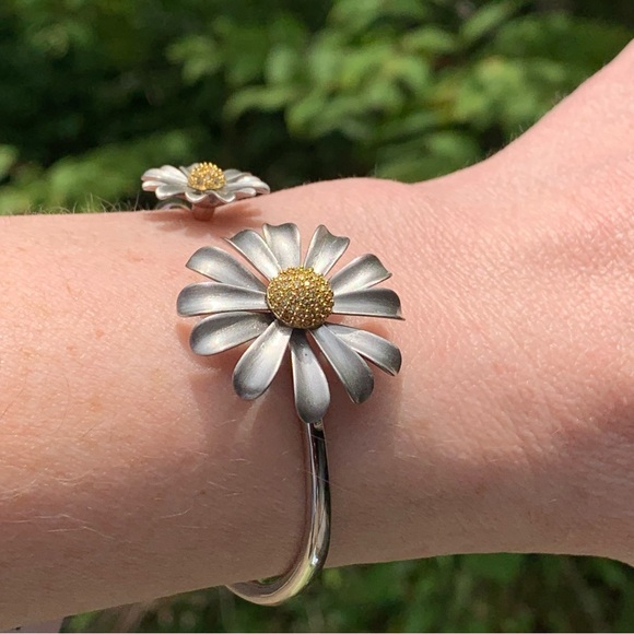 KATE SPADE Daisy Into the Bloom HINGED CUFF! Flower Mixed Metals Preppy Boho NWT - Picture 5 of 10